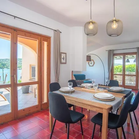 Tavolara Cala Girgolu Villa *