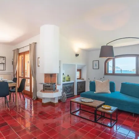 Villa Tavolara Cala Girgolu *
